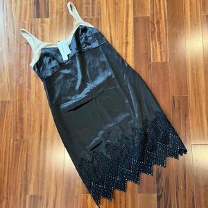 New NWT‎ Laundry By Design Black Slip Dress Satin Lace Trim V-Neck Size Petite 8